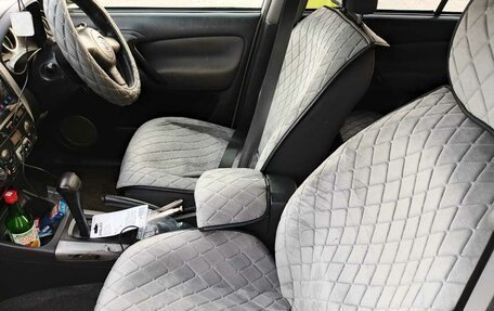 Toyota RAV4, 2003 год, 950 000 рублей, 4 фотография