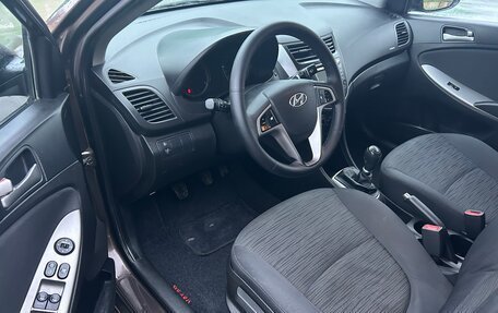 Hyundai Solaris II рестайлинг, 2016 год, 820 000 рублей, 6 фотография