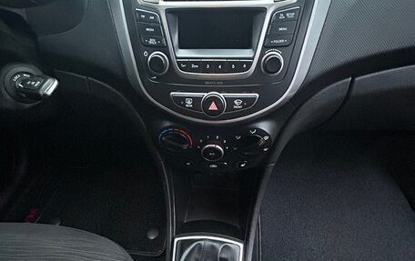 Hyundai Solaris II рестайлинг, 2016 год, 820 000 рублей, 10 фотография