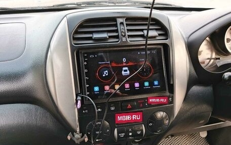 Toyota RAV4, 2003 год, 950 000 рублей, 3 фотография