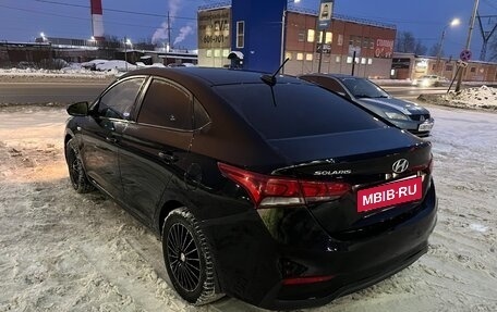 Hyundai Solaris II рестайлинг, 2017 год, 780 000 рублей, 3 фотография