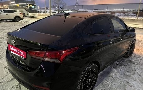 Hyundai Solaris II рестайлинг, 2017 год, 780 000 рублей, 5 фотография