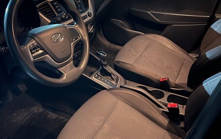 Hyundai Solaris II рестайлинг, 2017 год, 780 000 рублей, 14 фотография