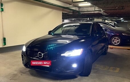 Volvo S60 III, 2021 год, 3 700 000 рублей, 2 фотография