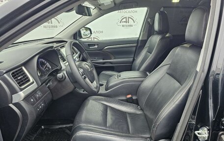 Toyota Highlander III, 2017 год, 3 149 000 рублей, 9 фотография