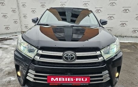 Toyota Highlander III, 2017 год, 3 149 000 рублей, 5 фотография
