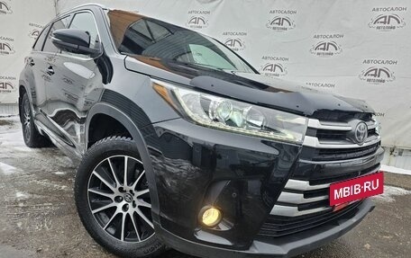Toyota Highlander III, 2017 год, 3 149 000 рублей, 4 фотография