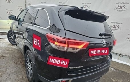 Toyota Highlander III, 2017 год, 3 149 000 рублей, 6 фотография