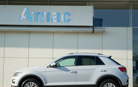 Volkswagen T-Roc I, 2018 год, 1 890 000 рублей, 5 фотография