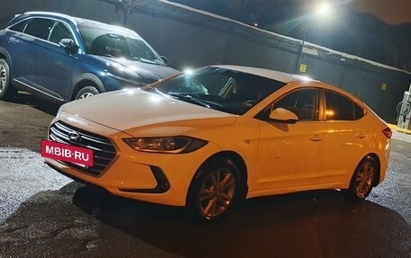 Hyundai Elantra VI рестайлинг, 2017 год, 1 085 000 рублей, 4 фотография