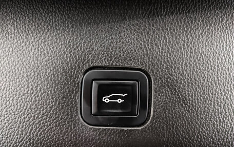 Cadillac SRX II рестайлинг, 2014 год, 1 850 000 рублей, 26 фотография