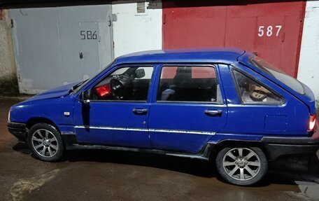 ИЖ 2126 «Ода», 2001 год, 75 000 рублей, 2 фотография