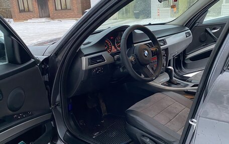 BMW 3 серия, 2005 год, 650 000 рублей, 11 фотография