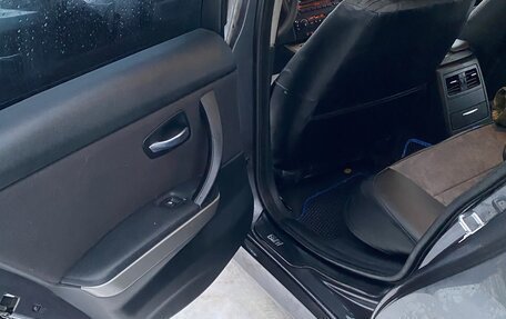 BMW 3 серия, 2005 год, 650 000 рублей, 14 фотография