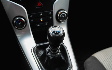 Chevrolet Cruze II, 2013 год, 900 000 рублей, 20 фотография