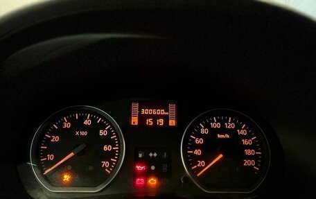 Renault Logan I, 2012 год, 377 000 рублей, 11 фотография