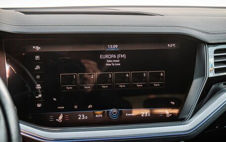 Volkswagen Touareg III, 2018 год, 4 700 000 рублей, 25 фотография