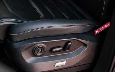 Volkswagen Touareg III, 2018 год, 4 700 000 рублей, 27 фотография