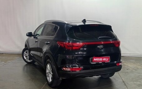 KIA Sportage IV рестайлинг, 2018 год, 2 110 000 рублей, 5 фотография