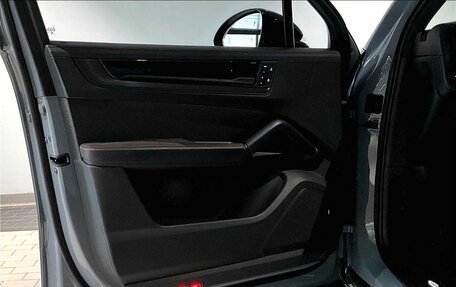 Porsche Cayenne III, 2025 год, 22 037 554 рублей, 23 фотография