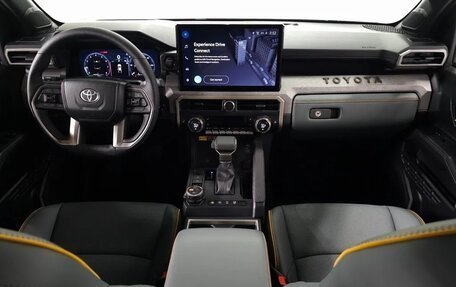 Toyota Tacoma, 2024 год, 7 746 780 рублей, 12 фотография