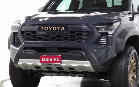 Toyota Tacoma, 2024 год, 7 746 780 рублей, 37 фотография