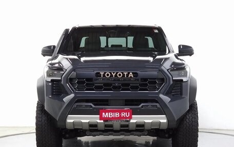 Toyota Tacoma, 2024 год, 7 746 780 рублей, 36 фотография