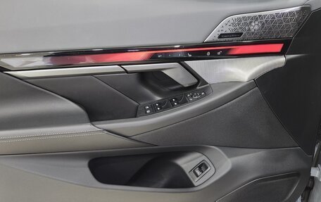 BMW 5 серия, 2024 год, 8 560 000 рублей, 13 фотография