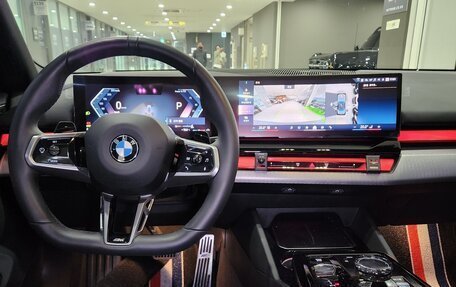 BMW 5 серия, 2024 год, 8 560 000 рублей, 6 фотография