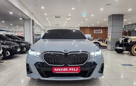 BMW 5 серия, 2024 год, 8 560 000 рублей, 3 фотография