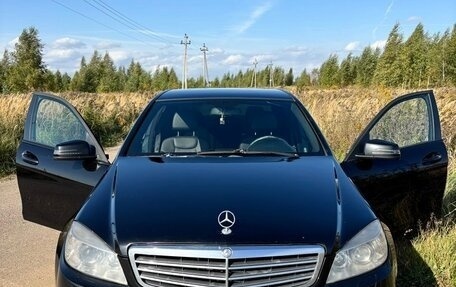 Mercedes-Benz C-Класс, 2010 год, 1 060 000 рублей, 7 фотография