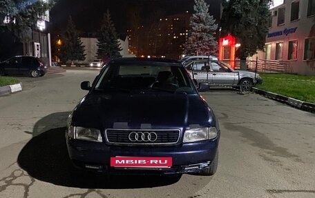Audi A4, 1997 год, 170 000 рублей, 2 фотография