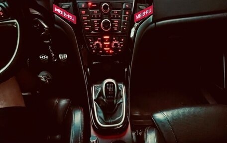 Opel Astra OPC J, 2013 год, 1 200 000 рублей, 6 фотография