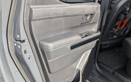 Toyota Tacoma, 2025 год, 14 300 000 рублей, 23 фотография