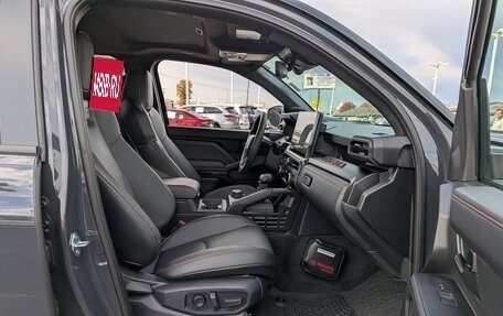 Toyota Tacoma, 2025 год, 14 300 000 рублей, 25 фотография