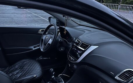 Hyundai Solaris II рестайлинг, 2011 год, 480 000 рублей, 6 фотография