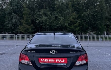 Hyundai Solaris II рестайлинг, 2011 год, 480 000 рублей, 4 фотография