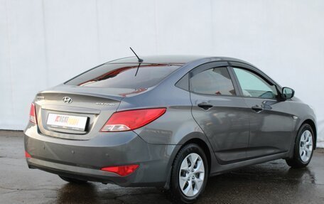 Hyundai Solaris II рестайлинг, 2015 год, 1 000 000 рублей, 6 фотография