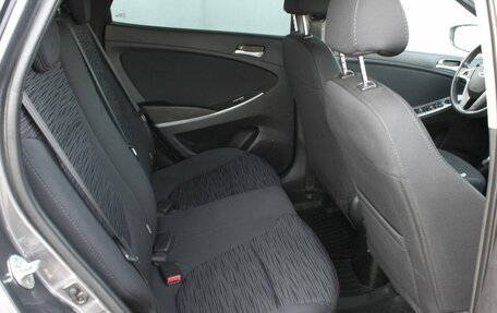 Hyundai Solaris II рестайлинг, 2015 год, 1 000 000 рублей, 10 фотография