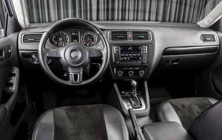 Volkswagen Jetta VI, 2013 год, 949 000 рублей, 6 фотография