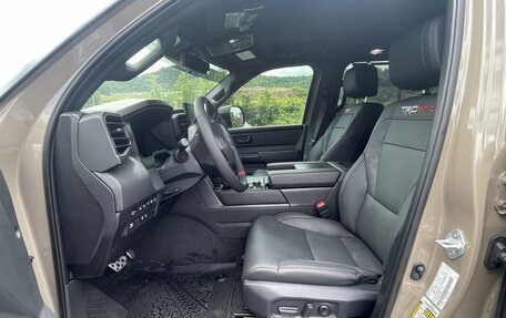 Toyota Sequoia, 2025 год, 13 700 000 рублей, 9 фотография