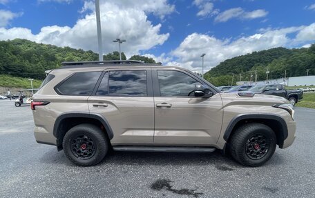 Toyota Sequoia, 2025 год, 13 700 000 рублей, 7 фотография