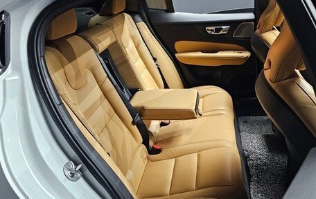 Volvo S60 III, 2024 год, 4 490 000 рублей, 14 фотография