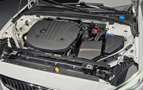 Volvo S60 III, 2024 год, 4 490 000 рублей, 5 фотография