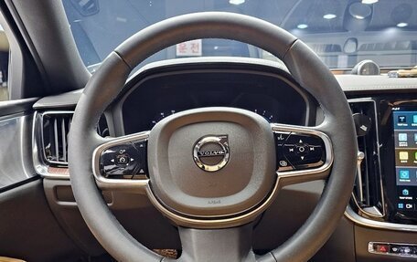 Volvo S60 III, 2024 год, 4 490 000 рублей, 12 фотография