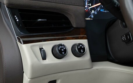 Cadillac Escalade IV, 2015 год, 4 385 077 рублей, 27 фотография