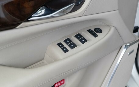 Cadillac Escalade IV, 2015 год, 4 385 077 рублей, 26 фотография