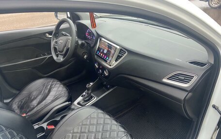 Hyundai Solaris II рестайлинг, 2019 год, 880 000 рублей, 14 фотография