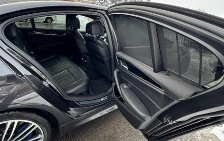 BMW 5 серия, 2019 год, 2 400 000 рублей, 9 фотография