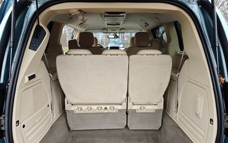 Chrysler Town & Country V рестайлинг, 2008 год, 1 450 000 рублей, 32 фотография